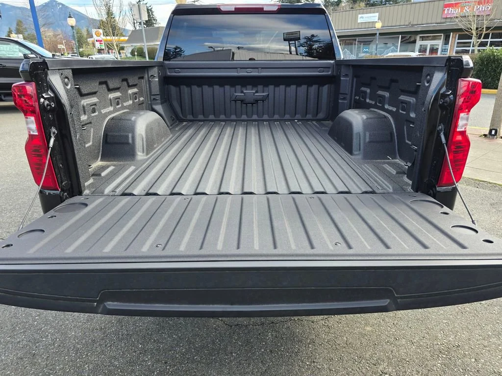 2026 Chevrolet Silverado 1500 LT - Photo 15