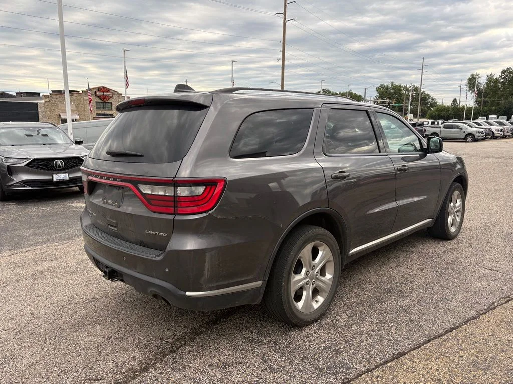 Used 2014 Crystal Metallic Dodge Limited image 7