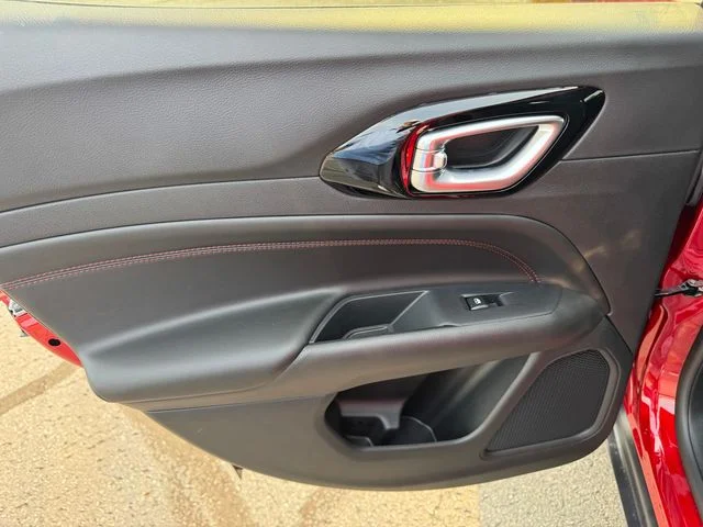New 2026 Red Hot Pearl-Coat Exterior Paint Jeep Trailhawk image 19