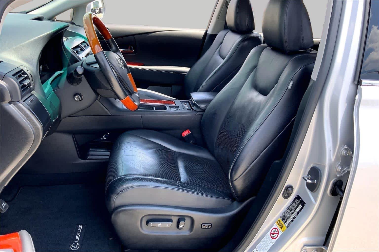 Used 2010 Tungsten Pearl Lexus  image 7