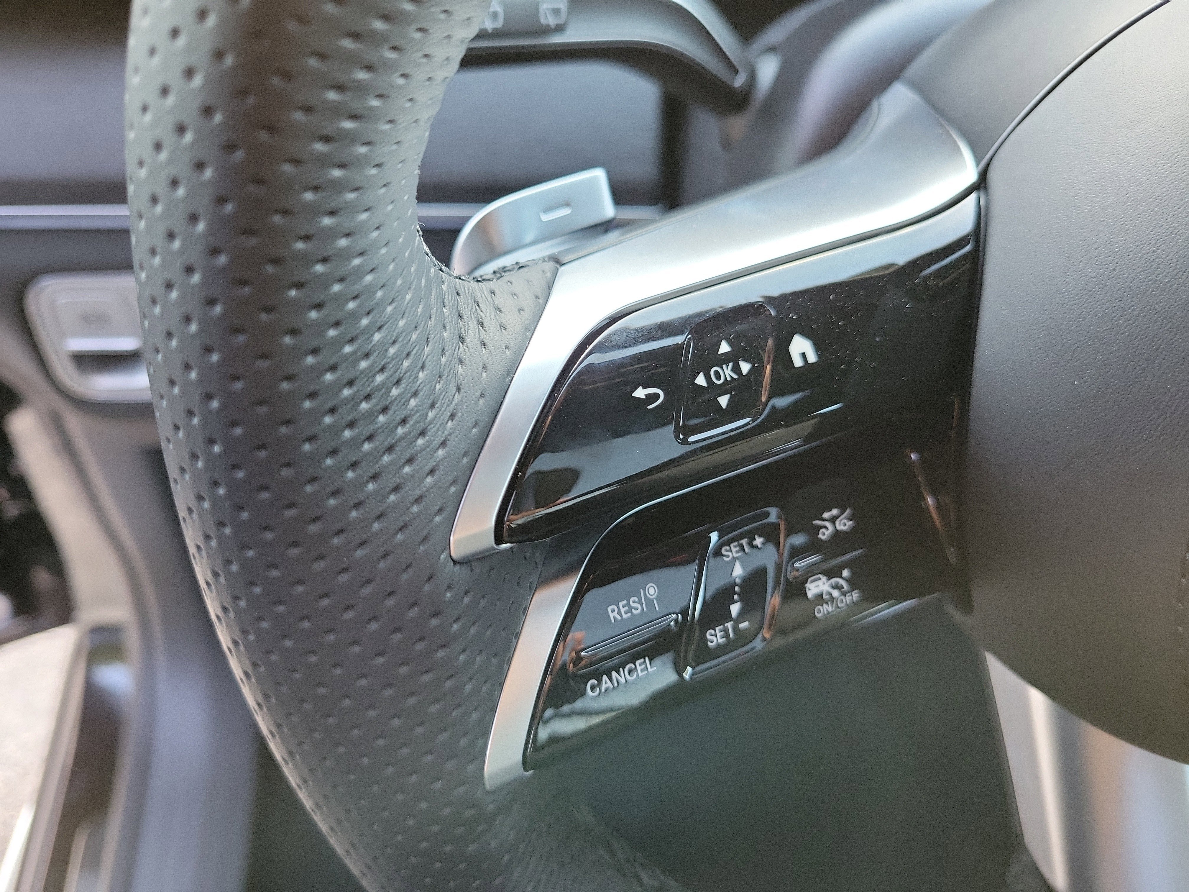 New 2026 Obsidian Black Metallic Mercedes-Benz GLS 450 image 62