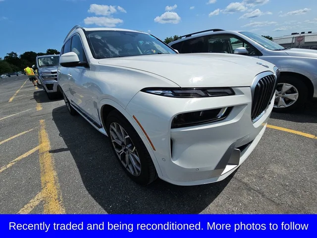 2025 BMW X7 xDrive40i