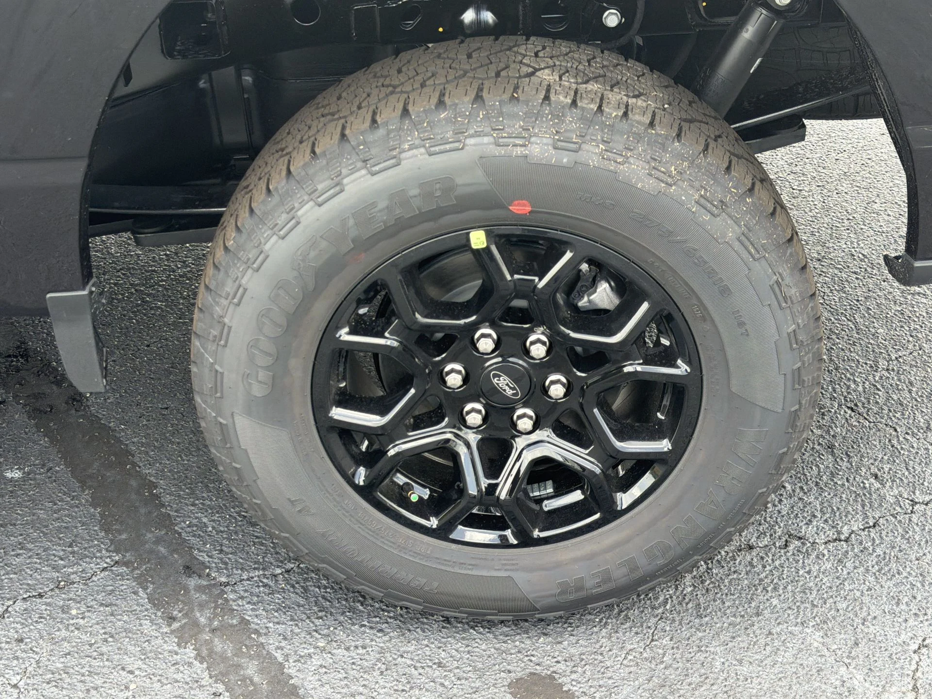 New 2026 Agate Black Metallic Ford Lariat® image 36
