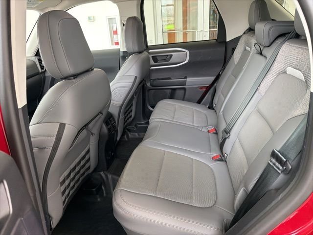 Used 2025 Red Ford Badlands image 12
