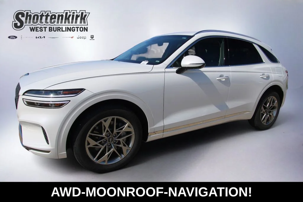 Used 2024 White Genesis 2.5T image 1