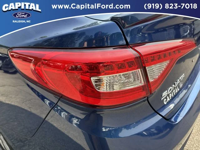 Used 2016 Blue Hyundai Limited image 15