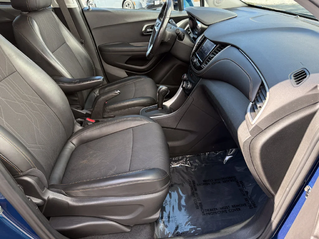 Used 2020 PACIFIC BLUE METALLIC Chevrolet LT image 16