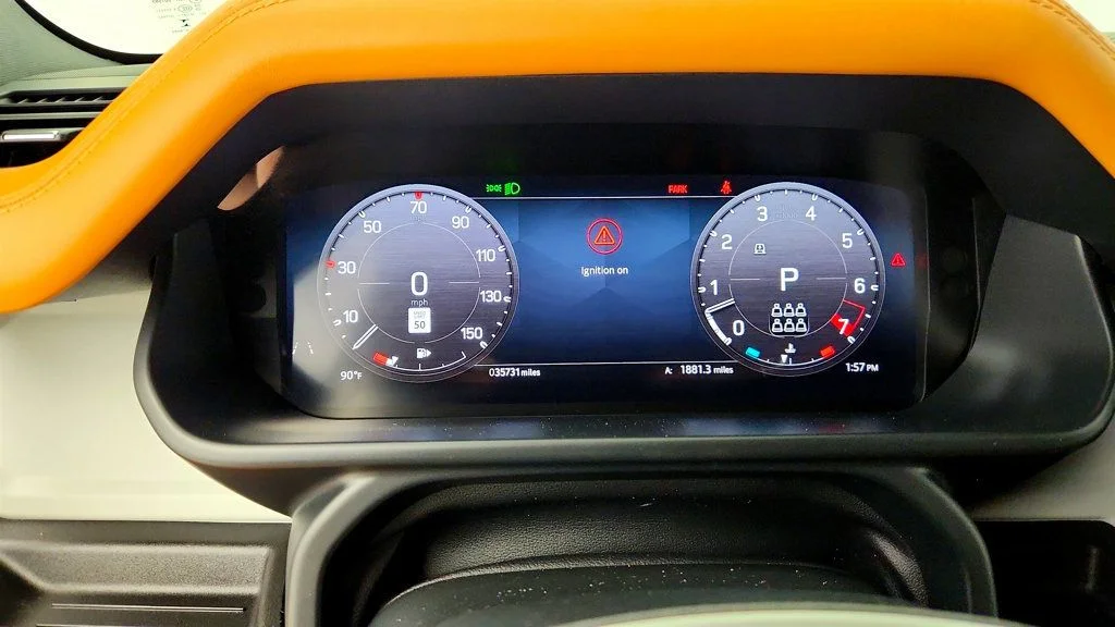 2023 Land Rover Defender SE - Photo 15