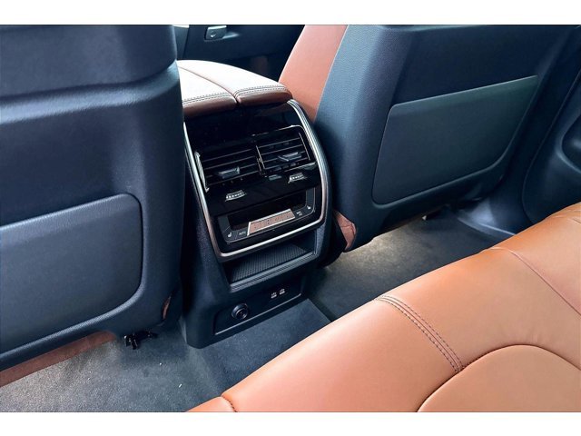New 2026 Carbon Black Metallic BMW xDrive50e image 12