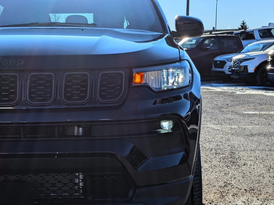 New 2026 Black Jeep North - - 4x4 - Altitude Special Edition - 18Black Wheels & More! image 10