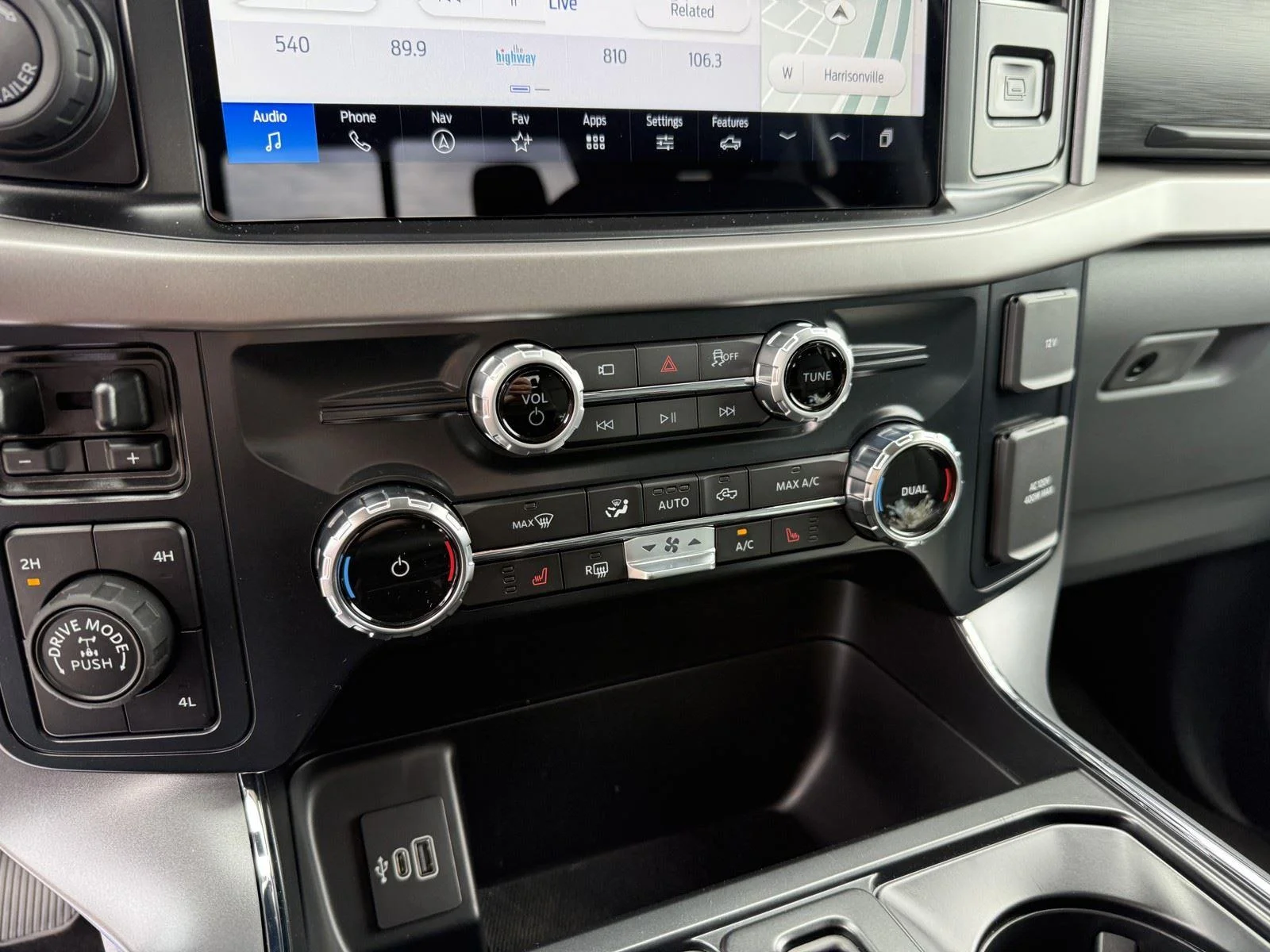 New 2026 Agate Black Ford XLT image 21