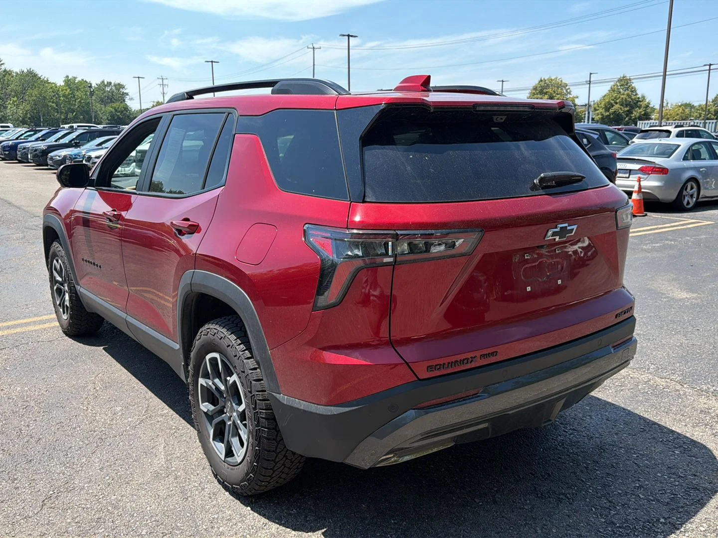 Used 2025 Radiant Red Tintcoat Chevrolet AWD ACTIV image 8