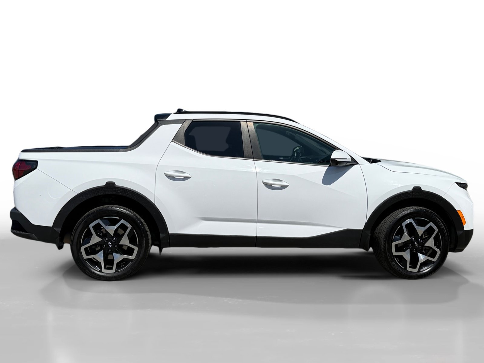 Certified Used 2023 Atlas White Hyundai Limited image 6