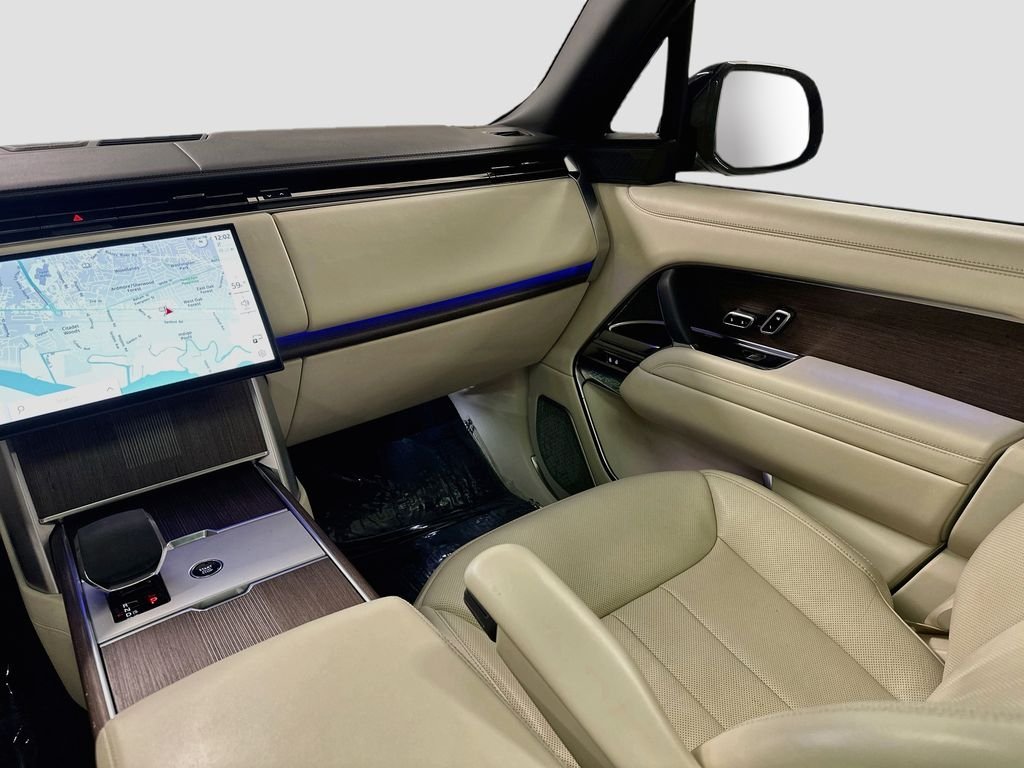 Used 2025 Santorini Black Metallic Land Rover Autobiography image 24