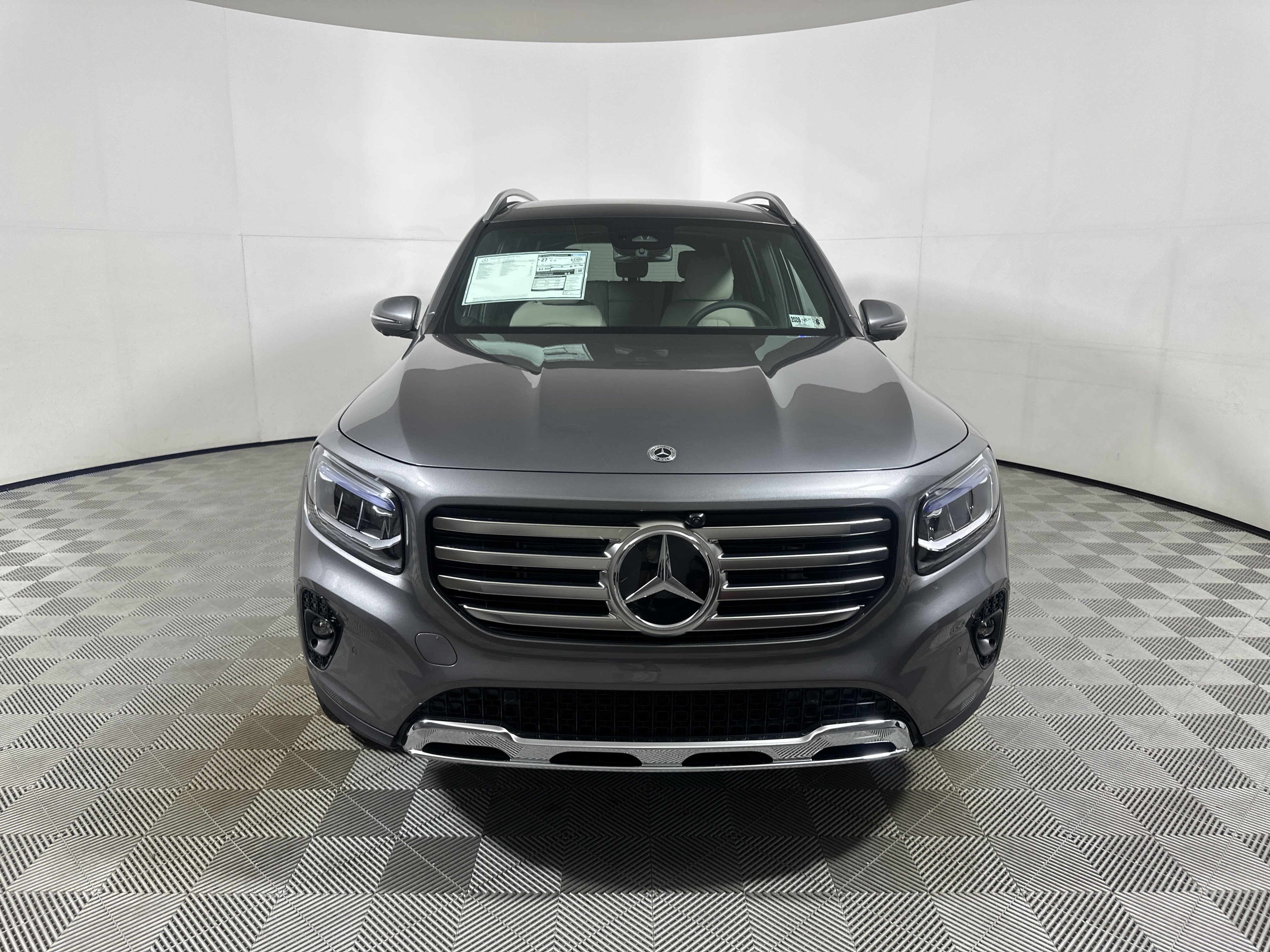 New 2026 Mountain Grey Metallic Mercedes-Benz GLB 250 image 28