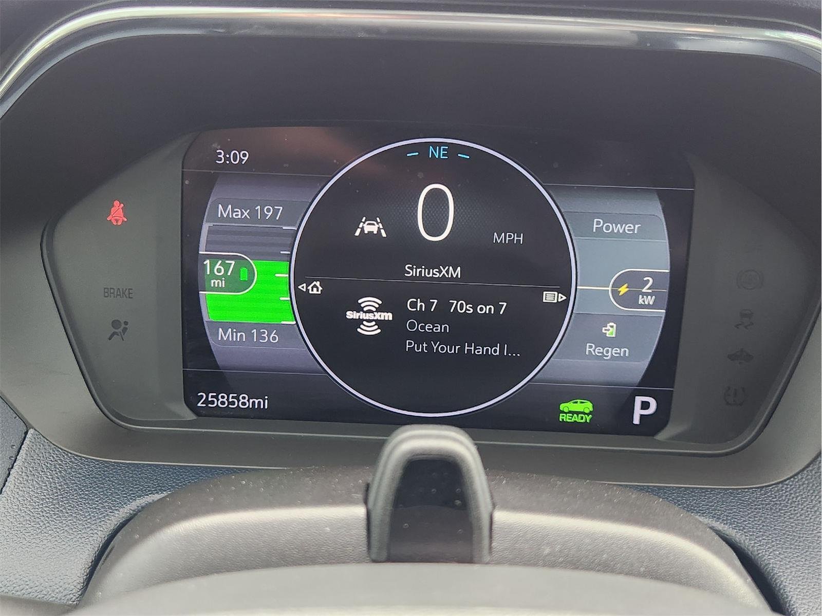 2023 Chevrolet Bolt EUV Premier - Photo 16