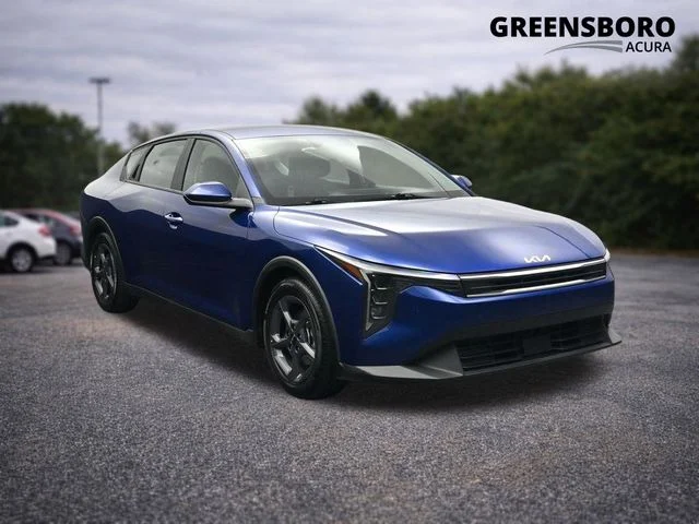 Used 2025 Blue Kia LXS image 1