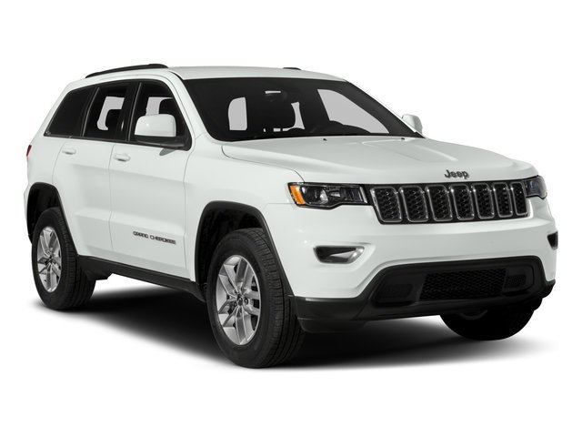 Used 2017 Bright White Clearcoat Jeep Laredo image 9