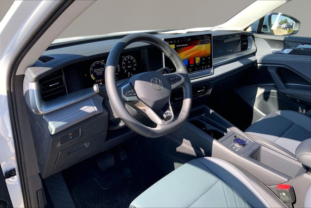 New 2026 Pure White Volkswagen 2.0T SE image 7
