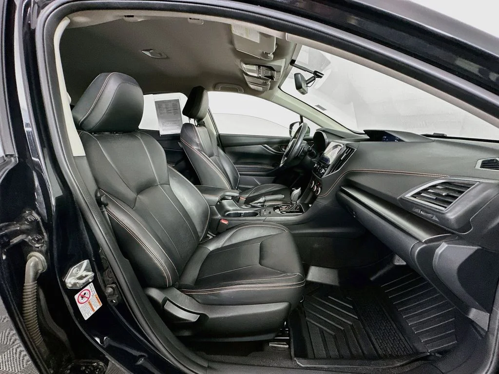 Used 2018 Crystal Black Silica Subaru 2.0i Limited image 27