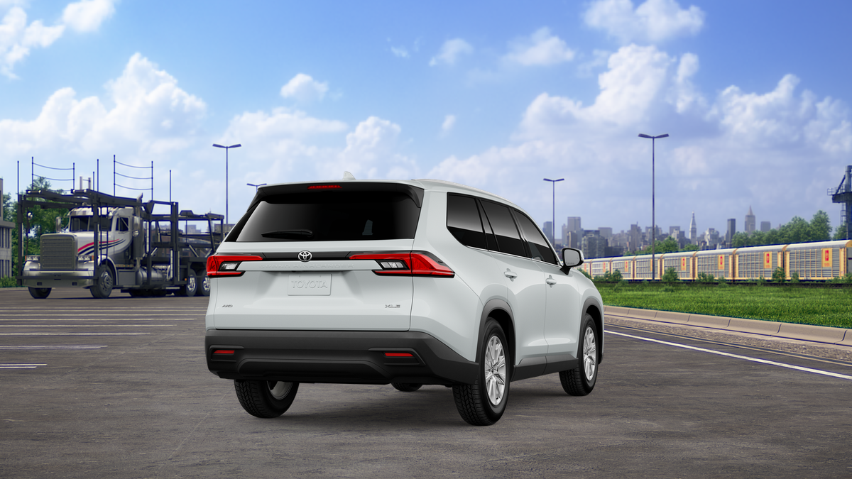 New 2026 Wind Chill Pearl Toyota XLE image 9