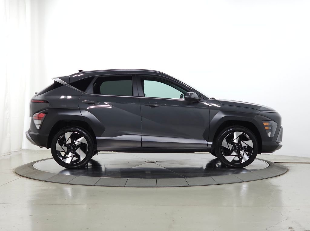 2026 Hyundai Kona Limited - Photo 13