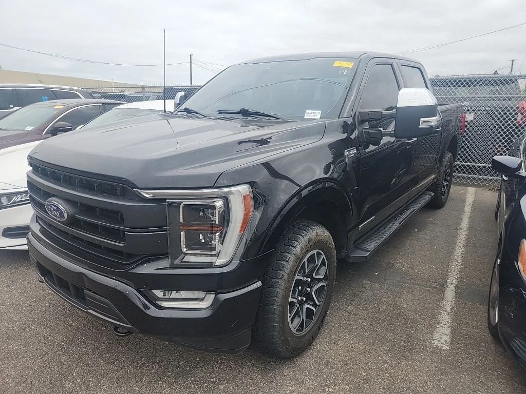 Used 2021 Black Ford Lariat image 3