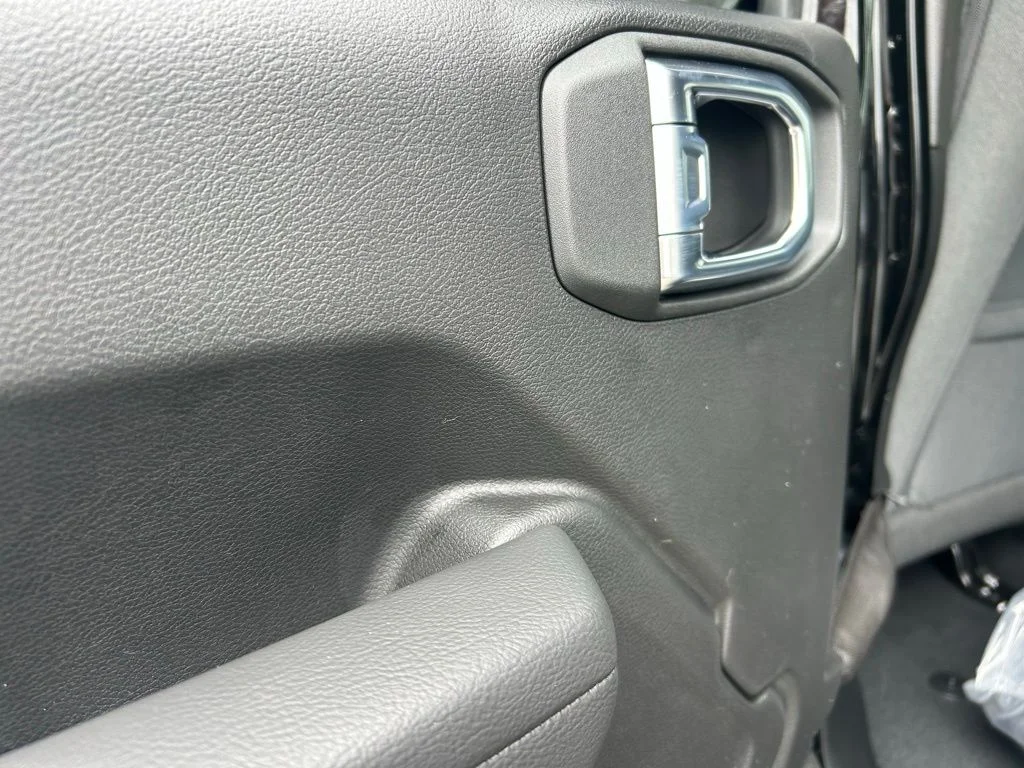 2026 Jeep Wrangler 4-Door Willys - Photo 21
