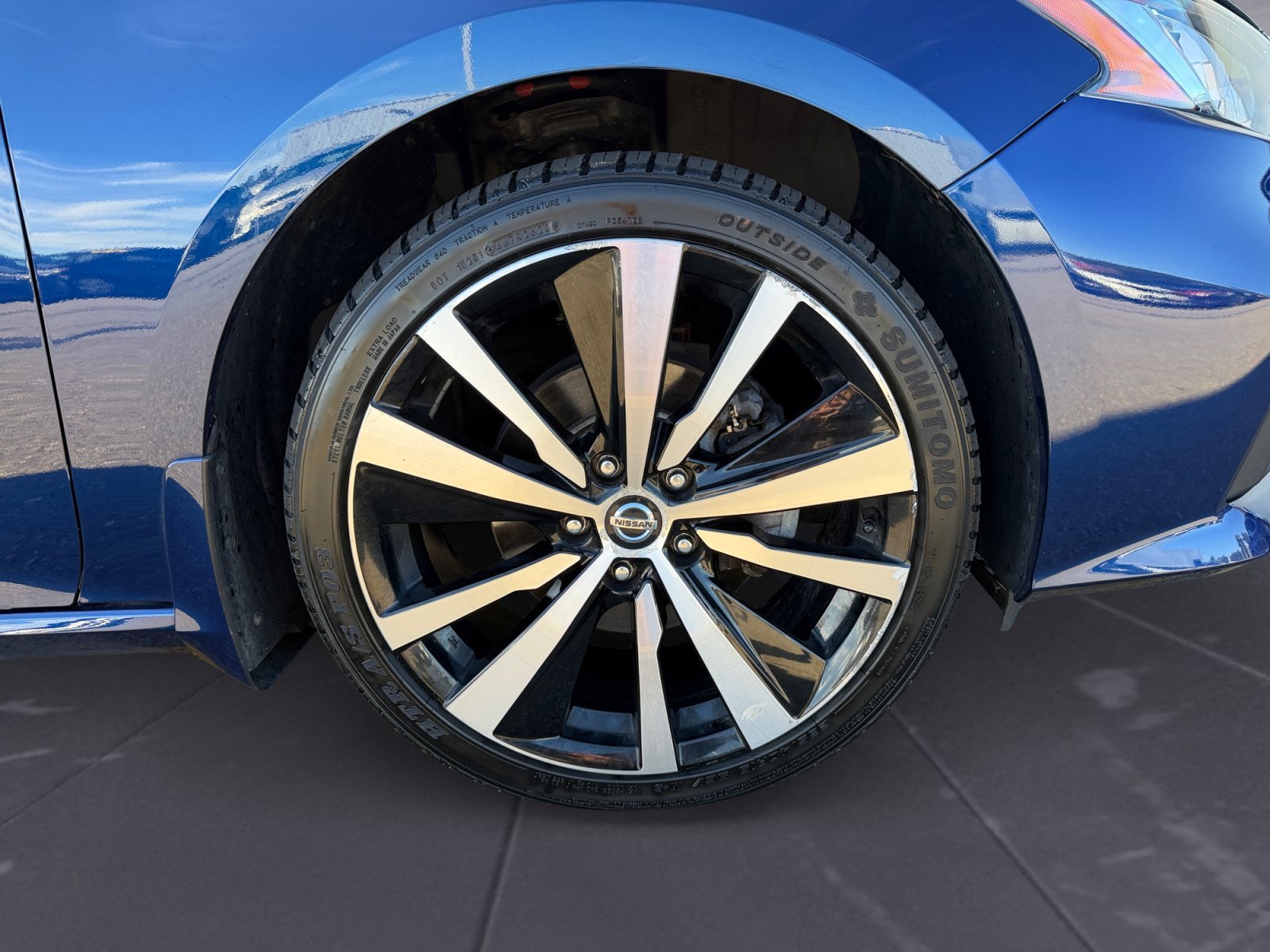 Used 2020 Deep Blue Pearl Nissan 2.5 SR image 45
