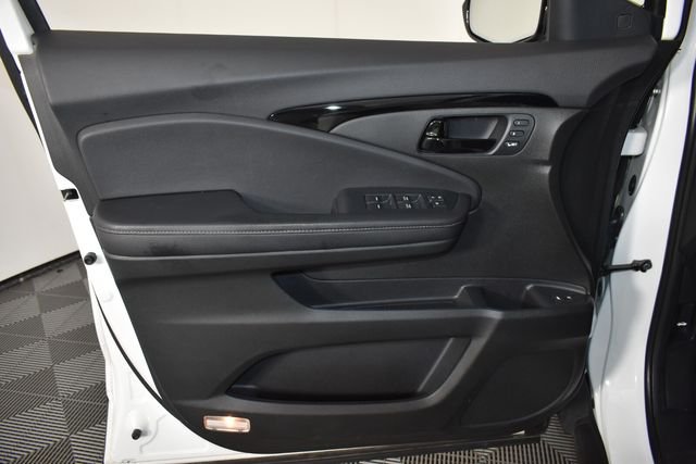Used 2023  Honda Elite image 29