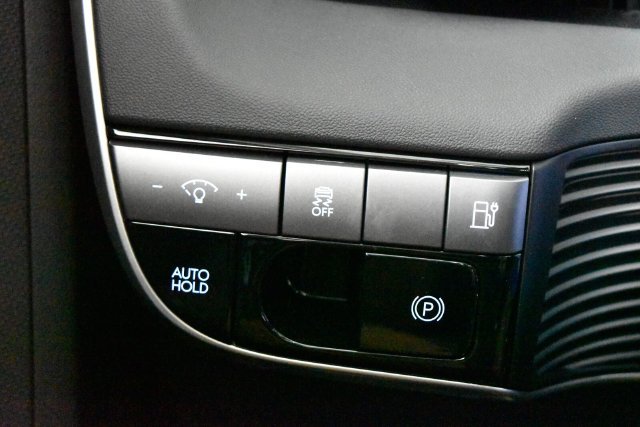 New 2026 Black Hyundai SE image 29