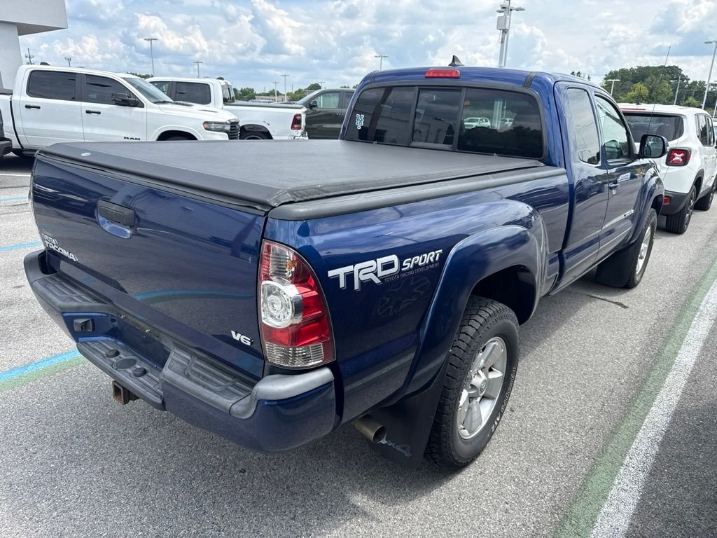 Used 2015 Blue Toyota Base image 7