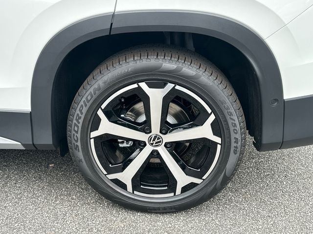 New 2026 Pure White Volkswagen 2.0T SE image 20