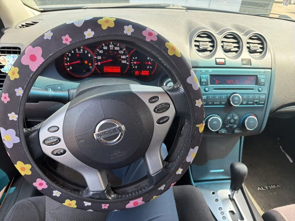 Used 2007 Blue Nissan 2.5 S image 1