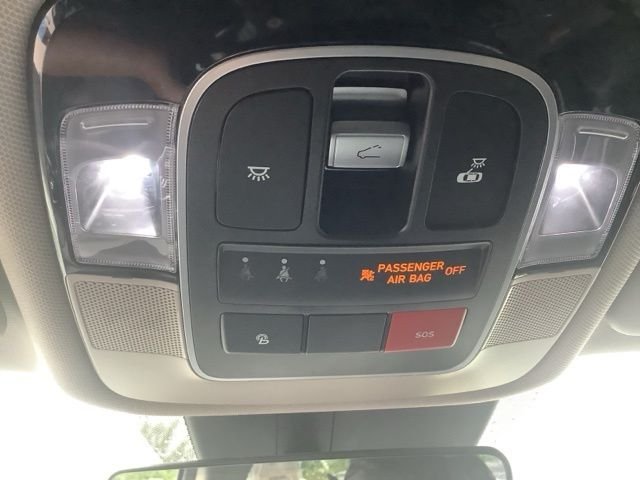 Used 2024 White Pearl Hyundai Limited image 26