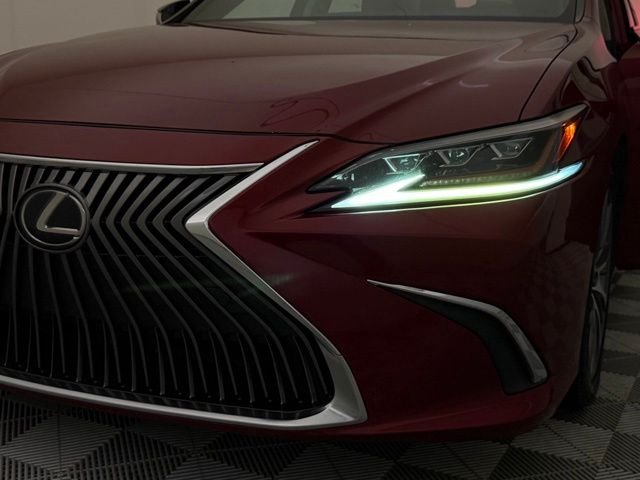 Used 2019 Matador Red Mica Lexus 350 Luxury image 9
