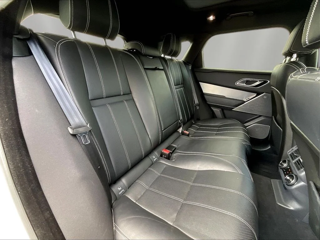 Used 2020 Fuji White Land Rover P250 R-Dynamic S image 24