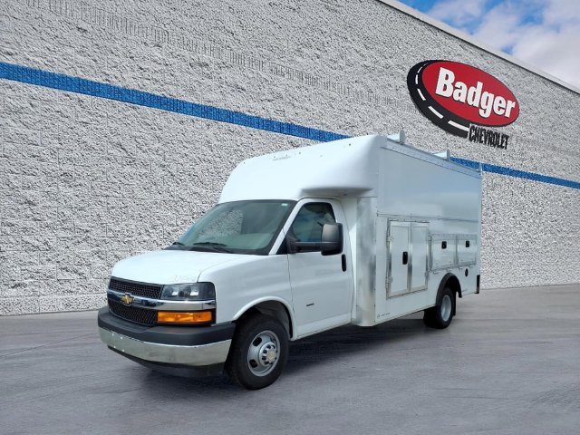 2026 Chevrolet Express Cutaway Base