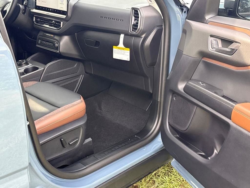 New 2026 Azure Gray Metallic Tri-Coat Ford Outer Banks® image 51