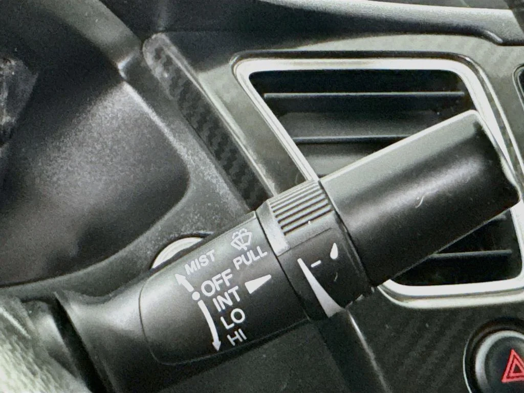 Used 2015 Crystal Black Pearl Honda Si image 14