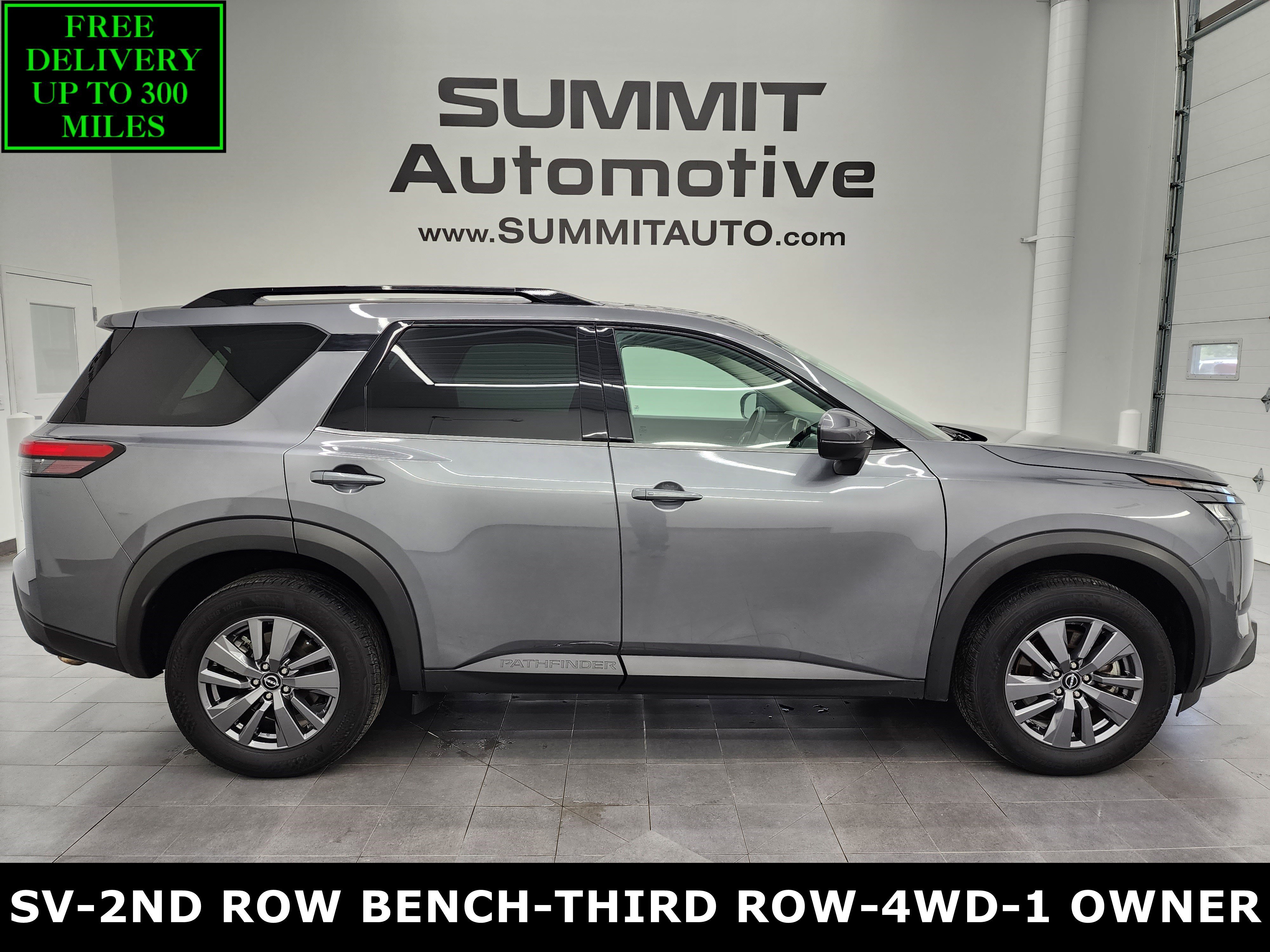 2025 Nissan Pathfinder SV