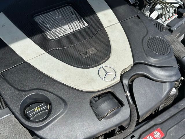 Used 2008 Gray Mercedes-Benz CLK 550 image 19