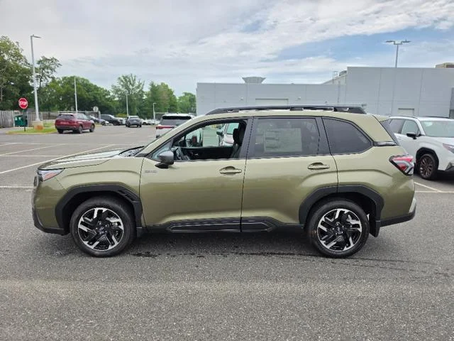 New 2026 AUTUMN GREEN METALLIC Subaru Limited Hybrid image 9