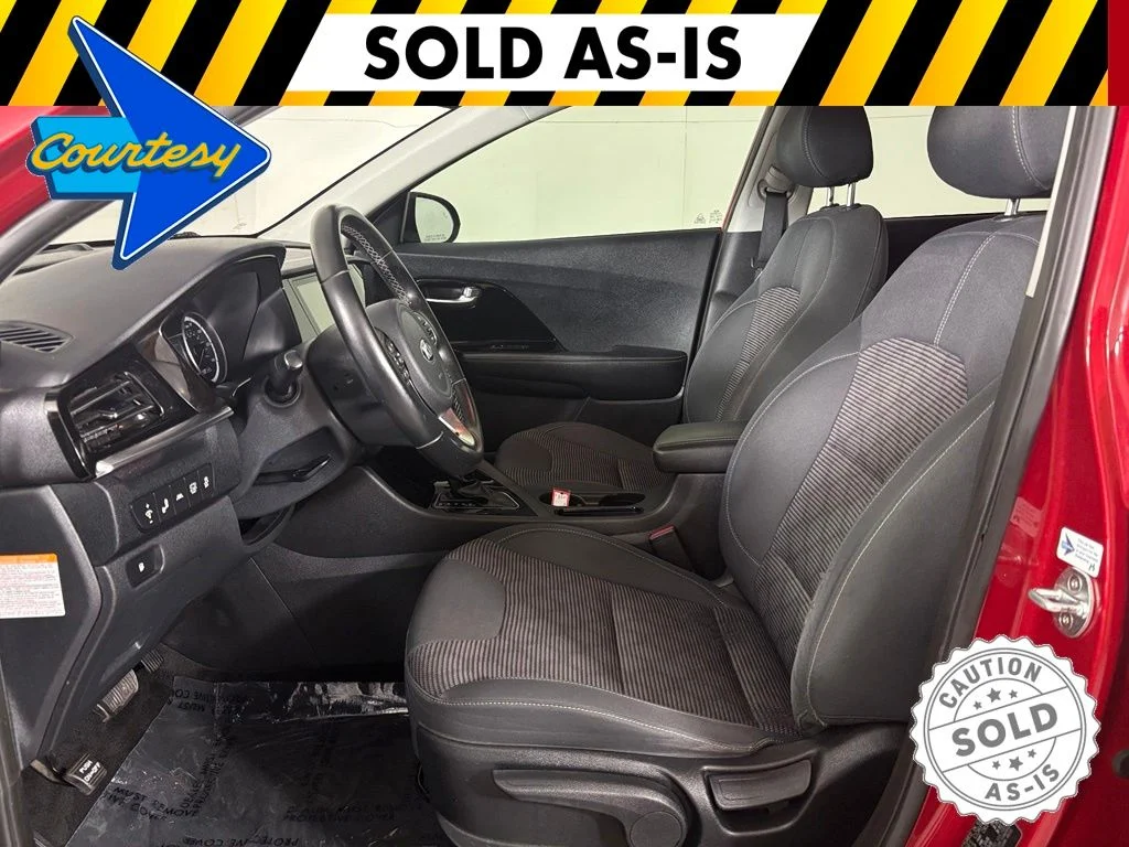 Used 2021 Red Kia LXS image 16