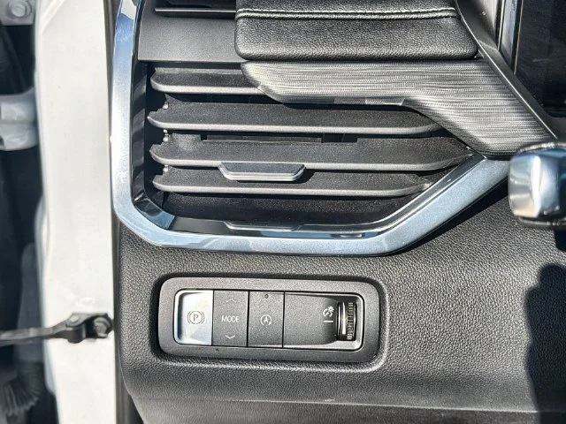 2026 GMC Acadia Elevation - Photo 17
