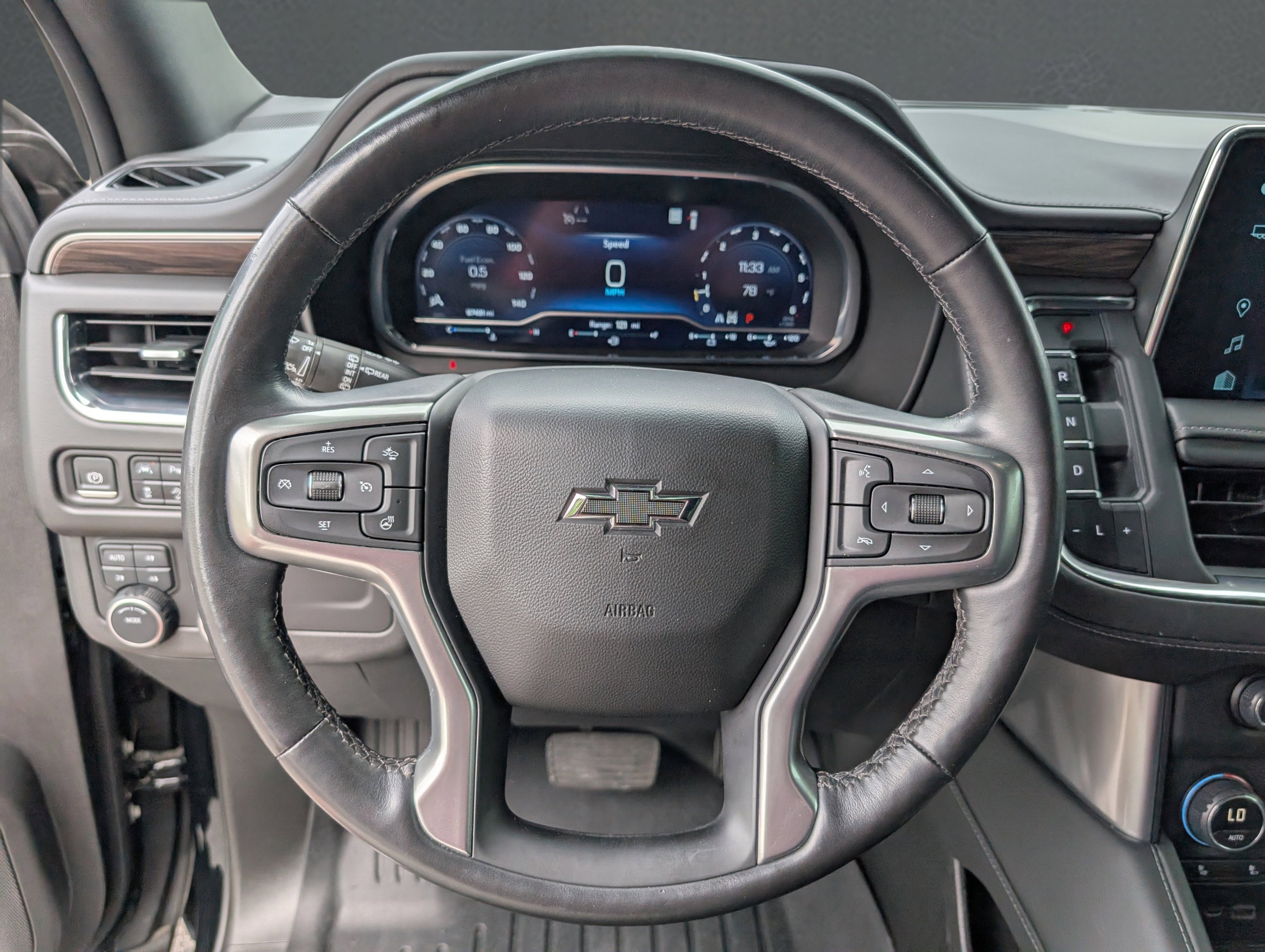 2023 Chevrolet Suburban Z71 - Photo 20
