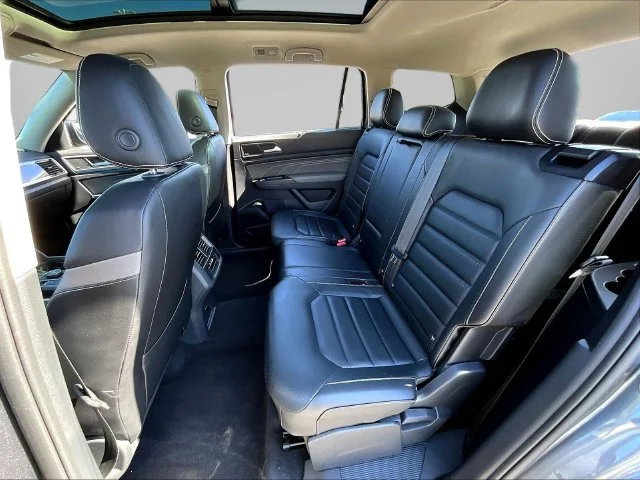 Used 2021 Gray Volkswagen 3.6L V6 SEL Premium R-Line image 26