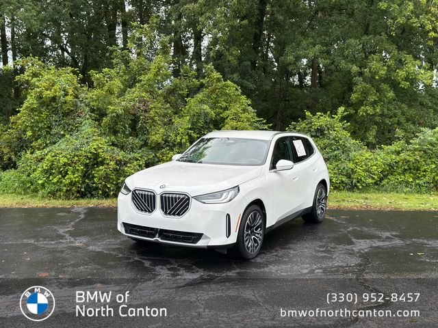 Used 2026 Alpine White BMW 30 xDrive image 2