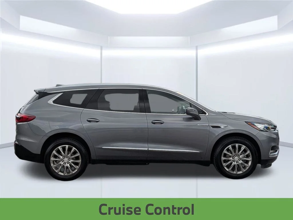 Used 2018 Gray Buick Essence image 9