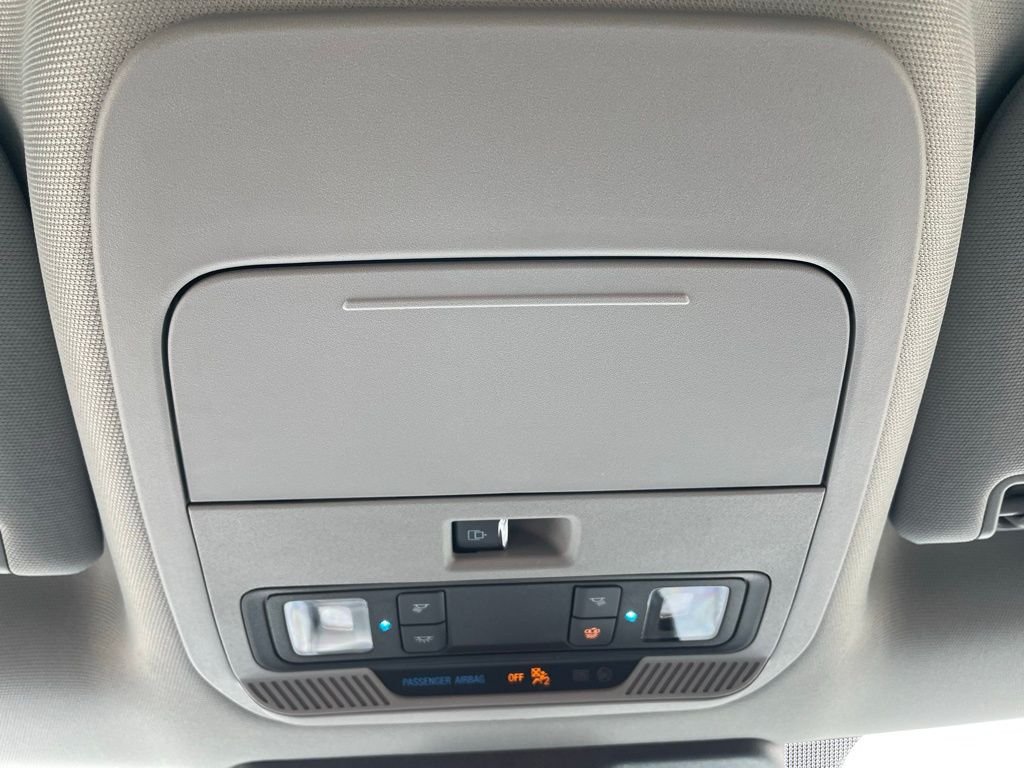 Used 2025 Silver Ford XLT image 38